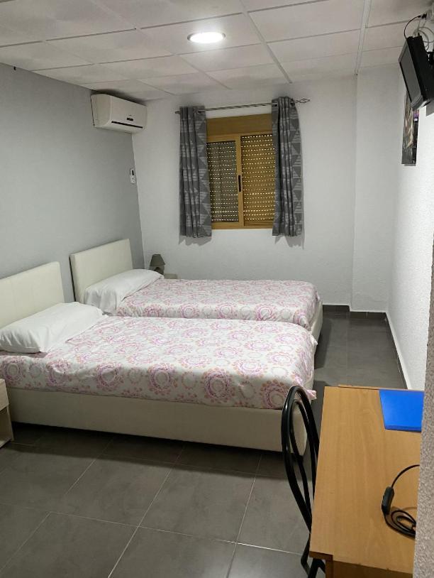 Hotel Restaurant Cau Blanch Useras Εξωτερικό φωτογραφία