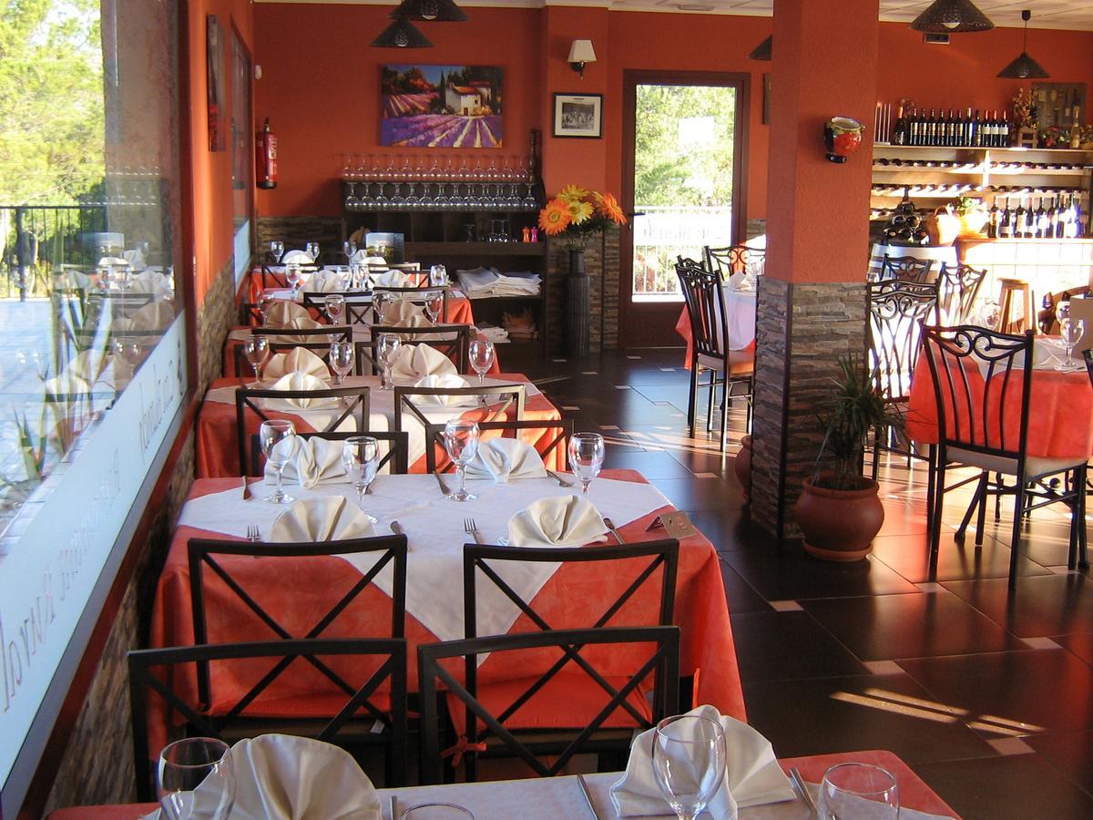 Hotel Restaurant Cau Blanch Useras Εξωτερικό φωτογραφία